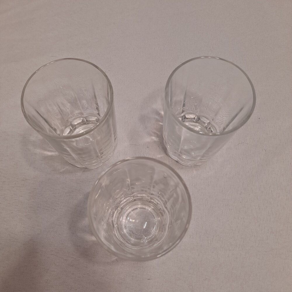 Arcoroc Vintage 3 Oz Juice Glasses Clear Made in USA Set of 3 - Picture 2 of 7